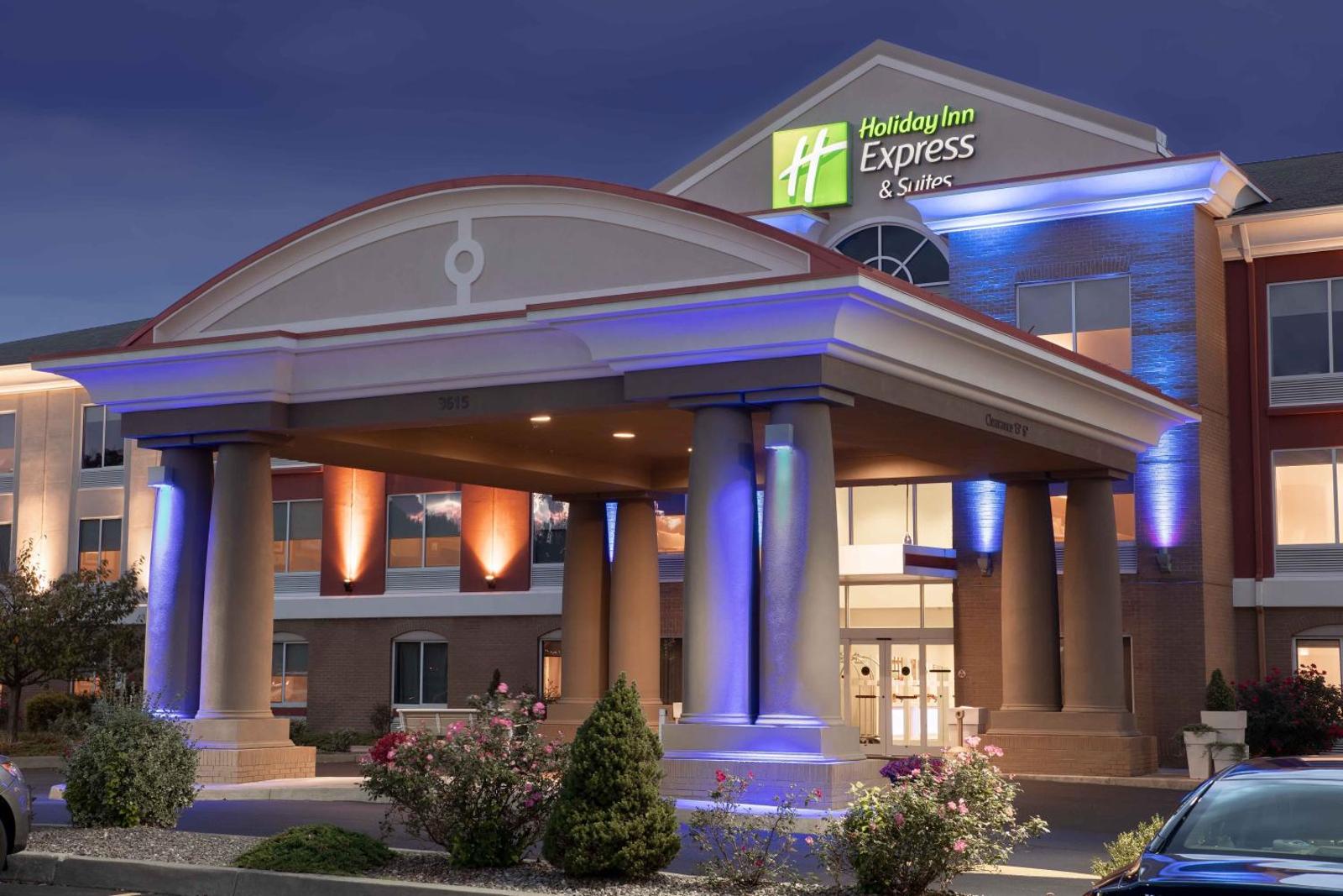 Holiday Inn Express Hotel & Suites Binghamton University-Vestal